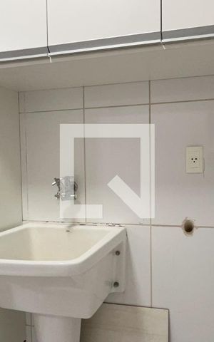 Apartamento à venda com 75m², 3 quartos e 2 vagas Apartamento à venda com 75m², 3 quartos e 2 vagasÁrea de Serviço