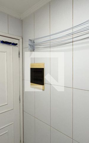 Apartamento à venda com 75m², 3 quartos e 2 vagas Apartamento à venda com 75m², 3 quartos e 2 vagasÁrea de Serviço