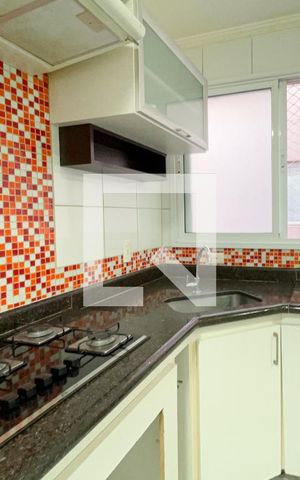 Apartamento à venda com 75m², 3 quartos e 2 vagas Apartamento à venda com 75m², 3 quartos e 2 vagasCozinha