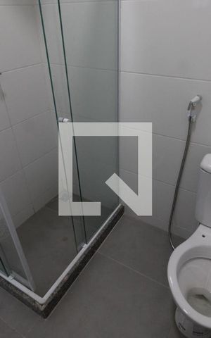 Casa à venda com 80m², 4 quartos e 1 vagaBanheiro 2