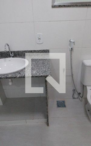Casa à venda com 80m², 4 quartos e 1 vagaBanheiro 1