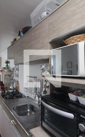 Apartamento à venda com 40m², 2 quartos e 1 vagaCozinha e Área de Serviço