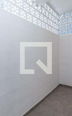 Casa para alugar com 50m², 2 quartos e sem vagaEntrada