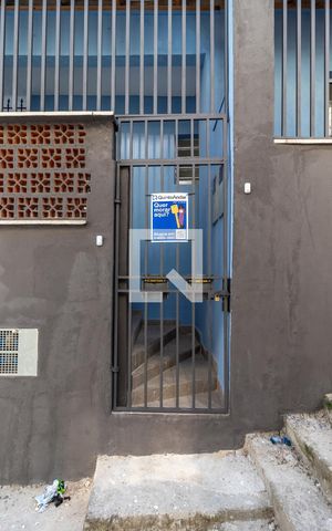 Casa para alugar com 50m², 2 quartos e sem vagaFachada