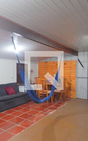 Casa à venda com 103m², 2 quartos e 1 vaga Casa à venda com 103m², 2 quartos e 1 vagaSala
