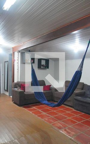 Casa à venda com 103m², 2 quartos e 1 vaga Casa à venda com 103m², 2 quartos e 1 vagaSala