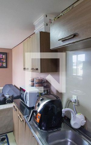 Apartamento à venda com 50m², 2 quartos e 1 vaga Apartamento à venda com 50m², 2 quartos e 1 vagaCozinha e Área de Serviço
