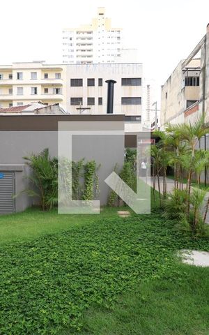 Apartamento à venda com 37m², 2 quartos e sem vagaÁrea comum