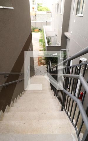 Apartamento à venda com 37m², 2 quartos e sem vagaÁrea comum