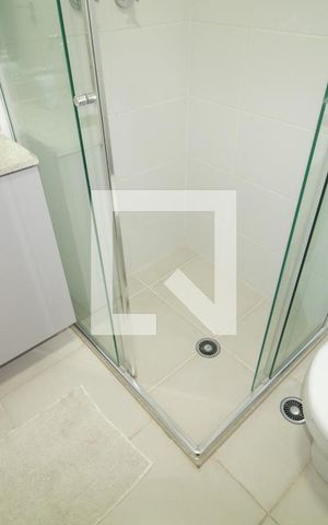 Apartamento para alugar com 29m², 1 quarto e sem vaga Apartamento para alugar com 29m², 1 quarto e sem vagaBanheiro