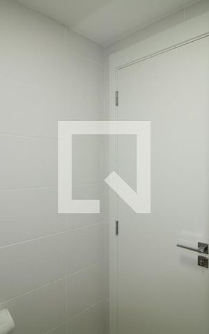 Apartamento para alugar com 29m², 1 quarto e sem vaga Apartamento para alugar com 29m², 1 quarto e sem vagaBanheiro
