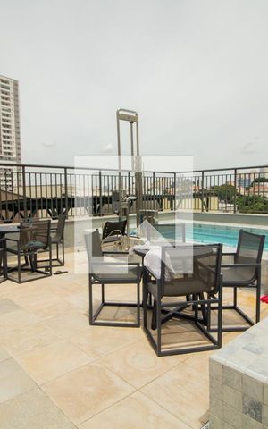 Apartamento para alugar com 29m², 1 quarto e sem vaga Apartamento para alugar com 29m², 1 quarto e sem vagaÁrea comum - Piscina