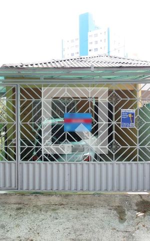 Casa à venda com 160m², 3 quartos e 1 vagaFachada