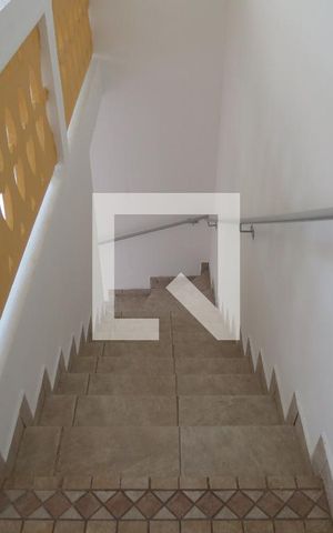 Casa à venda com 160m², 3 quartos e 1 vagaSala - Escadas