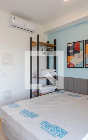 Studio à venda com 28m², 1 quarto e sem vaga Studio à venda com 28m², 1 quarto e sem vagaStudio