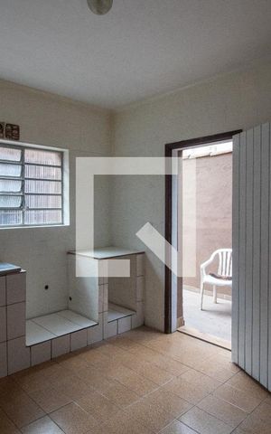 Casa à venda com 160m², 3 quartos e 1 vaga Casa à venda com 160m², 3 quartos e 1 vagaCozinha
