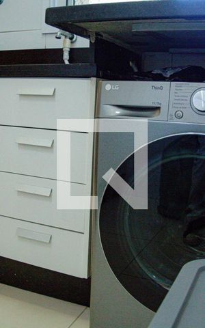 Apartamento à venda com 94m², 2 quartos e 2 vagas Apartamento à venda com 94m², 2 quartos e 2 vagasÁrea de Serviço