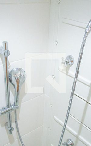 Apartamento à venda com 94m², 2 quartos e 2 vagas Apartamento à venda com 94m², 2 quartos e 2 vagasBanheiro