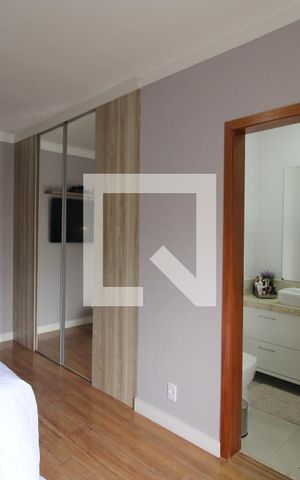 Casa à venda com 175m², 3 quartos e 4 vagasSuíte 3