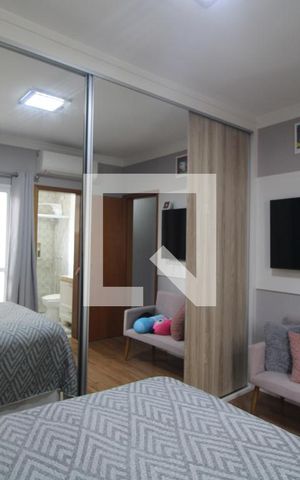 Casa à venda com 175m², 3 quartos e 4 vagasSuíte 2