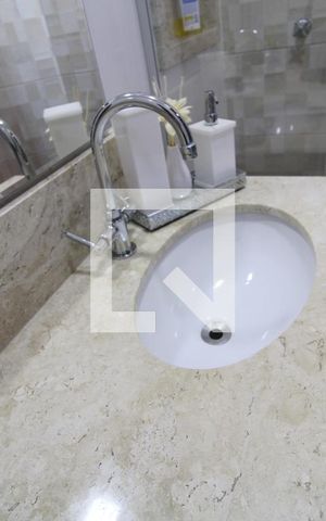 Casa à venda com 175m², 3 quartos e 4 vagasPia banheiro da suíte 1