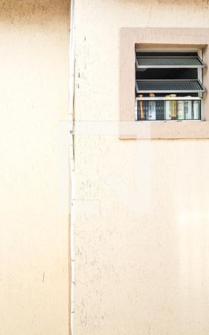 Casa à venda com 150m², 3 quartos e 2 vagasSuíte
