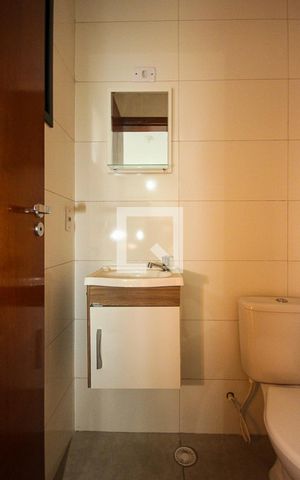 Apartamento à venda com 44m², 2 quartos e sem vaga Apartamento à venda com 44m², 2 quartos e sem vagaBanheiro