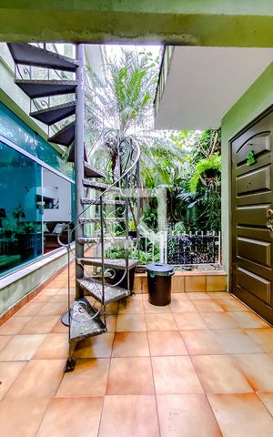 Casa à venda com 230m², 3 quartos e 3 vagasÁrea externa