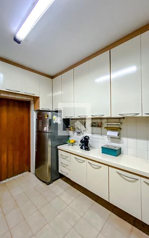 Casa à venda com 230m², 3 quartos e 3 vagasCozinha