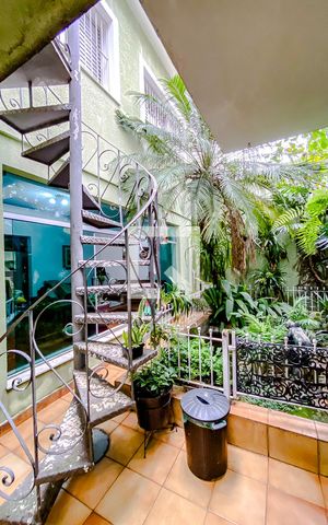 Casa à venda com 230m², 3 quartos e 3 vagasÁrea externa