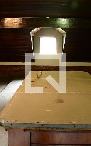 Casa de condomínio para alugar com 1350m², 4 quartos e 7 vagasSótão