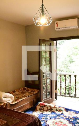 Casa de condomínio para alugar com 1350m², 4 quartos e 7 vagasQuarto 2