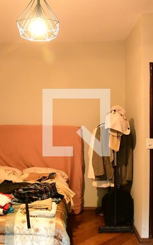 Casa de condomínio para alugar com 1350m², 4 quartos e 7 vagasQuarto 3