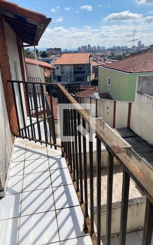 Casa de condomínio à venda com 70m², 2 quartos e 2 vagas Casa de condomínio à venda com 70m², 2 quartos e 2 vagasSacada