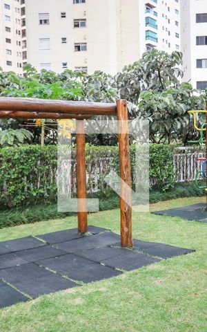 Apartamento à venda com 118m², 3 quartos e 2 vagas Apartamento à venda com 118m², 3 quartos e 2 vagasÁrea comum - Playground
