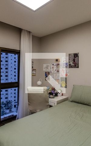 Apartamento à venda com 213m², 3 quartos e 3 vagas Apartamento à venda com 213m², 3 quartos e 3 vagasSuíte 2