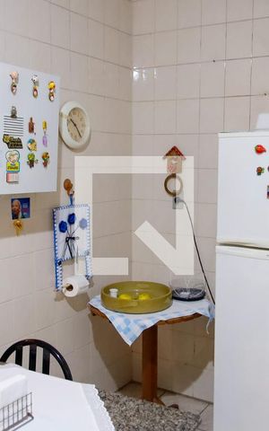 Casa à venda com 200m², 3 quartos e 1 vaga Casa à venda com 200m², 3 quartos e 1 vagaCozinha