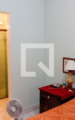Casa à venda com 200m², 3 quartos e 1 vaga Casa à venda com 200m², 3 quartos e 1 vagaQuarto 2 - Suíte