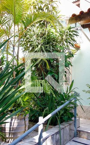 Casa à venda com 200m², 3 quartos e 1 vaga Casa à venda com 200m², 3 quartos e 1 vagaQuintal
