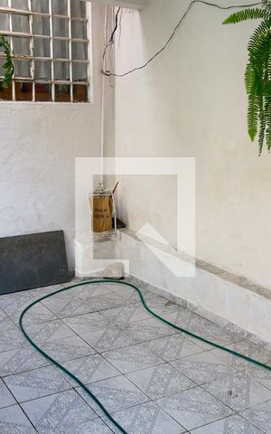 Casa à venda com 200m², 3 quartos e 1 vaga Casa à venda com 200m², 3 quartos e 1 vagaGaragem