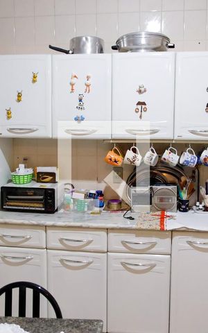 Casa à venda com 200m², 3 quartos e 1 vaga Casa à venda com 200m², 3 quartos e 1 vagaCozinha