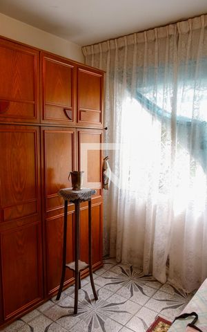 Casa à venda com 200m², 3 quartos e 1 vaga Casa à venda com 200m², 3 quartos e 1 vagaQuarto 1