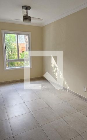 Casa à venda com 105m², 3 quartos e 1 vaga Casa à venda com 105m², 3 quartos e 1 vagaSala
