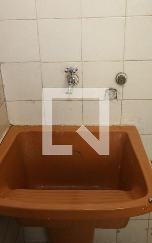 Apartamento para alugar com 50m², 3 quartos e sem vagaÁrea de Serviço