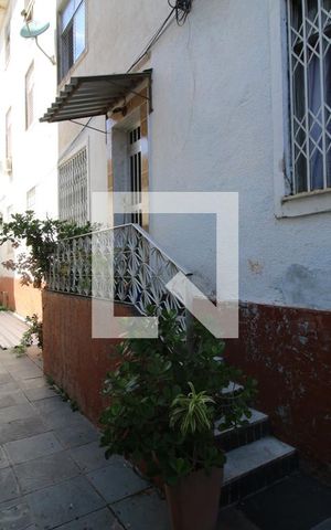 Apartamento para alugar com 50m², 3 quartos e sem vagaFachada interna