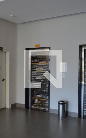 Apartamento à venda com 48m², 1 quarto e 1 vagaElevador