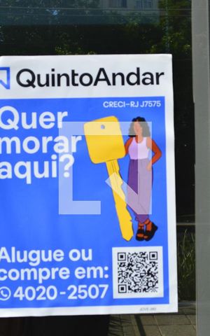 Apartamento à venda com 48m², 1 quarto e 1 vagaPlaquinha
