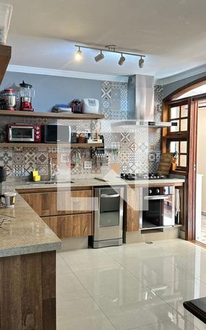 Casa à venda com 166m², 3 quartos e 3 vagasCozinha Americana