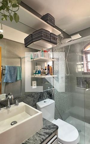 Casa à venda com 166m², 3 quartos e 3 vagasBanheiro Suíte 1
