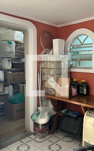 Casa à venda com 166m², 3 quartos e 3 vagasÁrea de Serviço